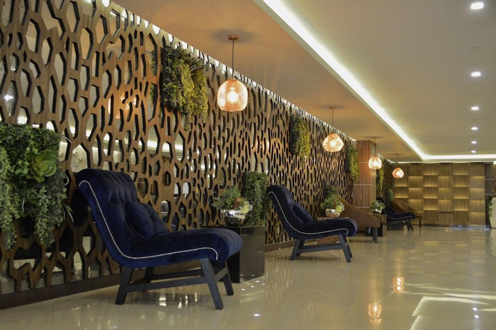Hotel Dali Plaza Ejecutivo Guadalajara Exterior foto